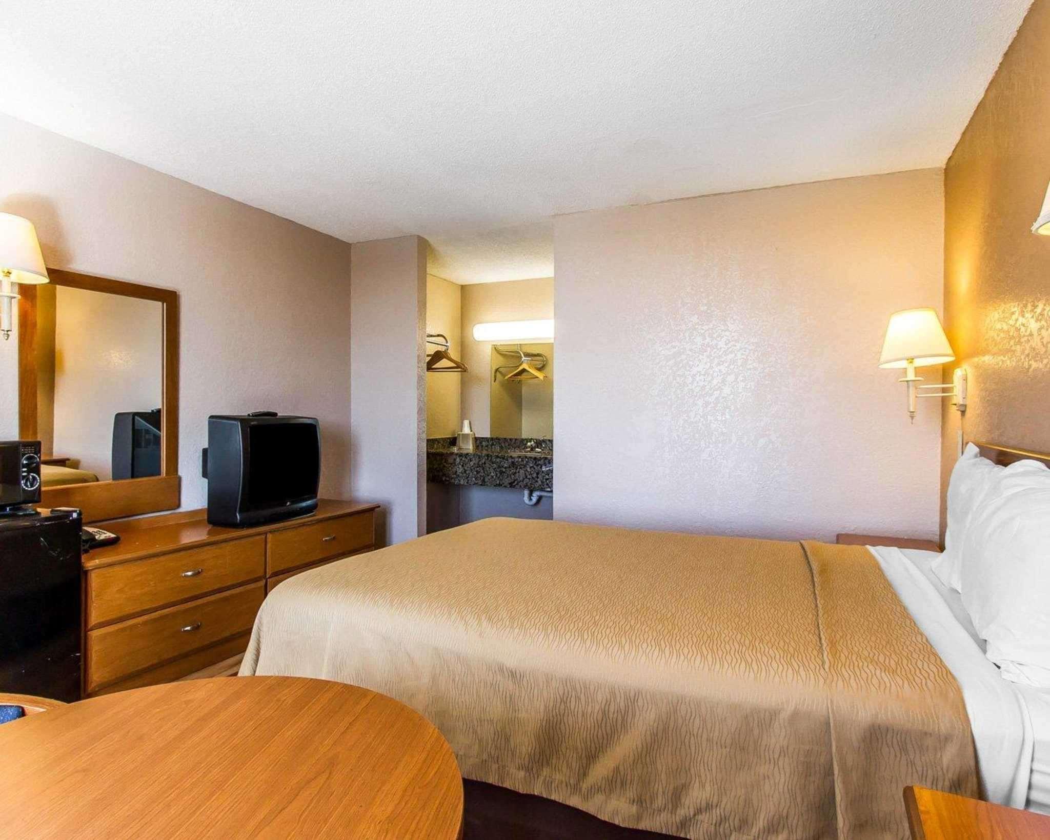 Econo Lodge Inn & Suites Near Bricktown Oklahoma City Ngoại thất bức ảnh