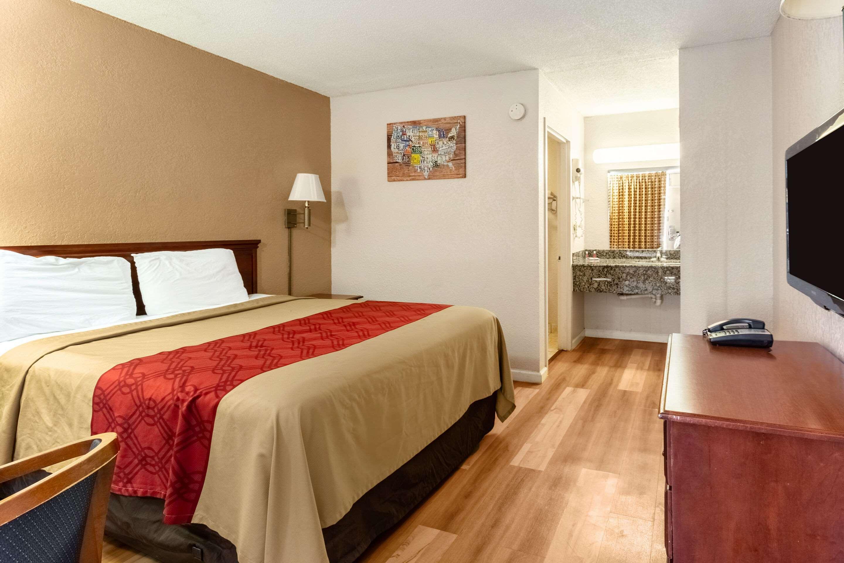 Econo Lodge Inn & Suites Near Bricktown Oklahoma City Ngoại thất bức ảnh