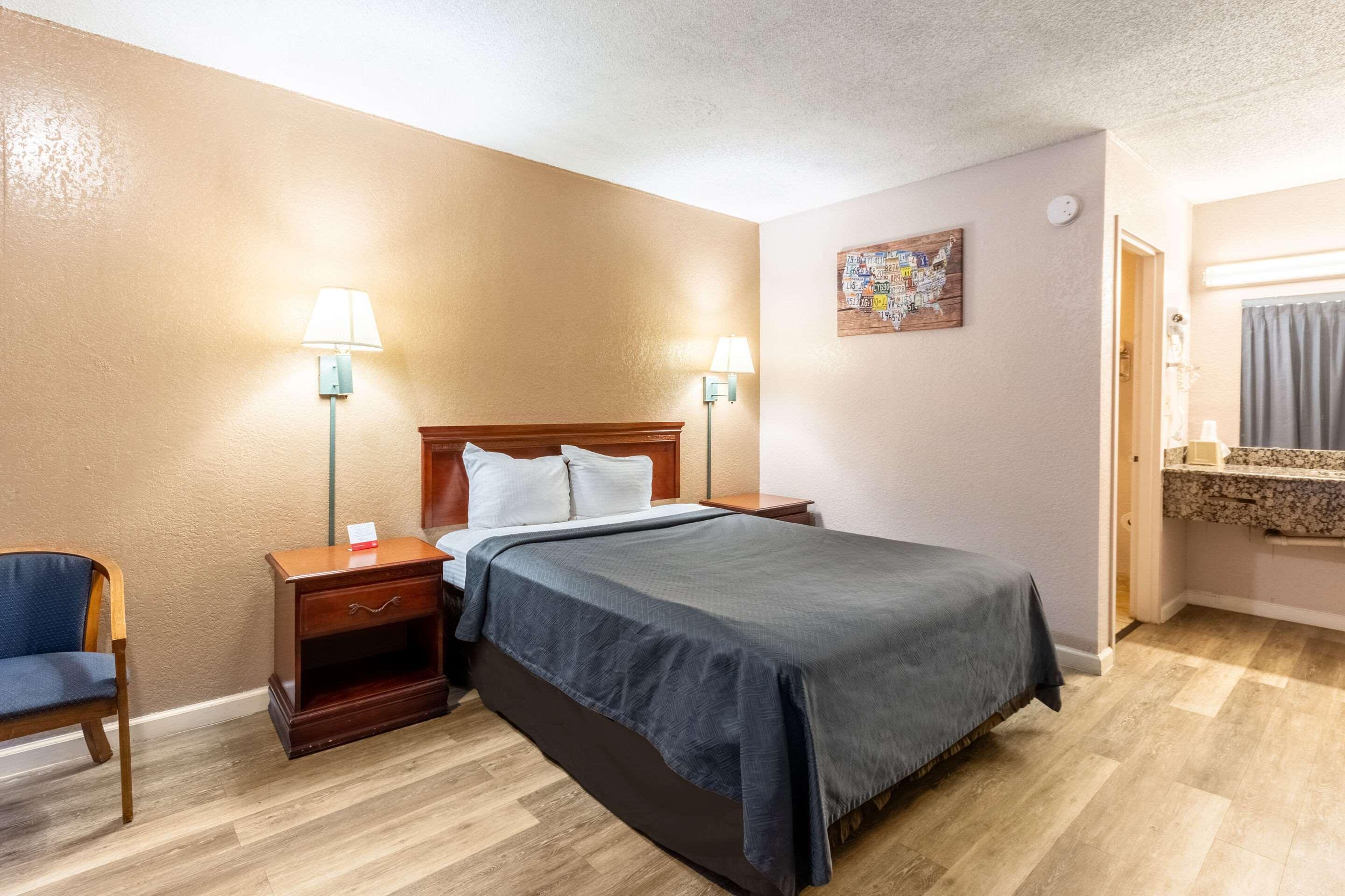 Econo Lodge Inn & Suites Near Bricktown Oklahoma City Ngoại thất bức ảnh