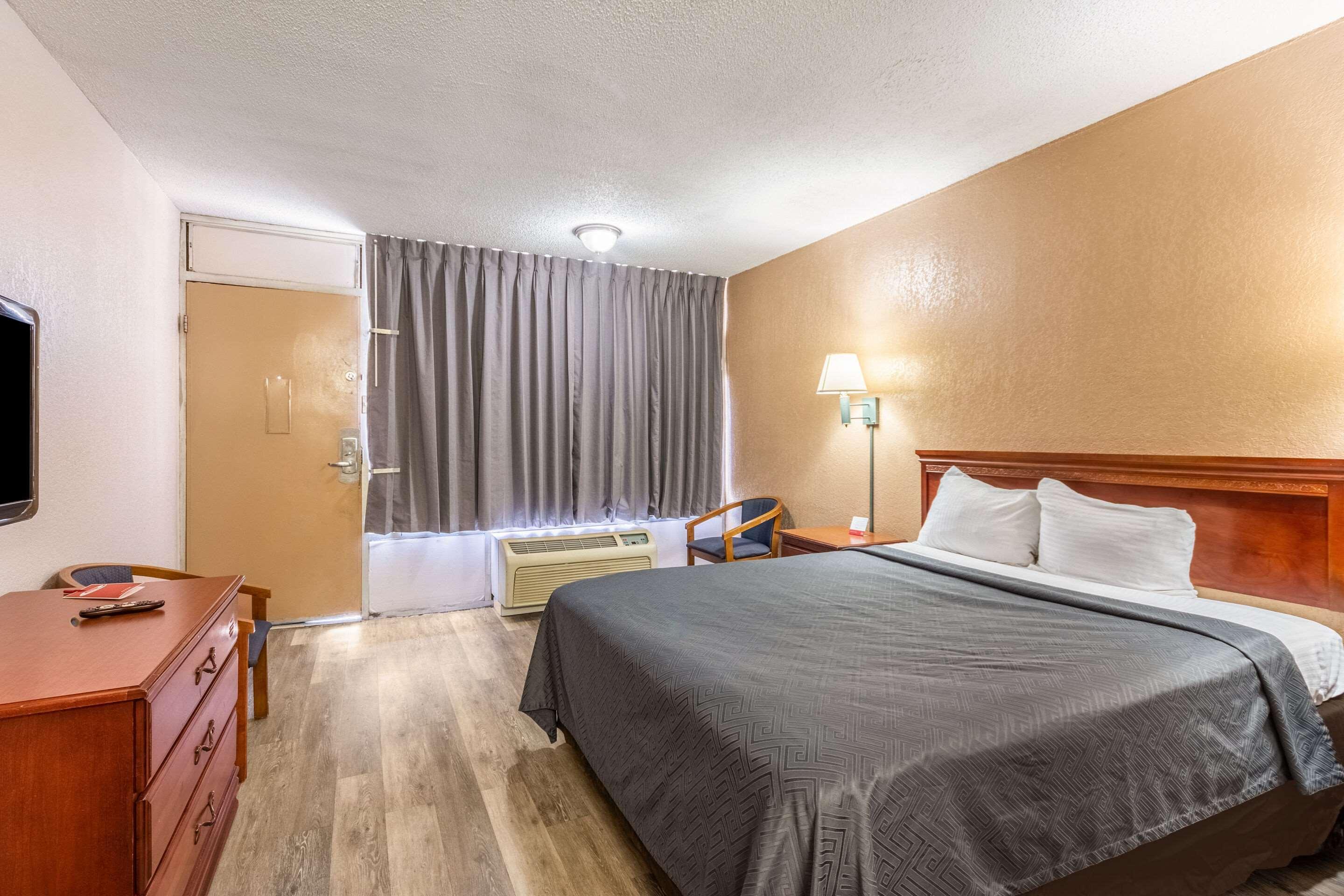 Econo Lodge Inn & Suites Near Bricktown Oklahoma City Ngoại thất bức ảnh