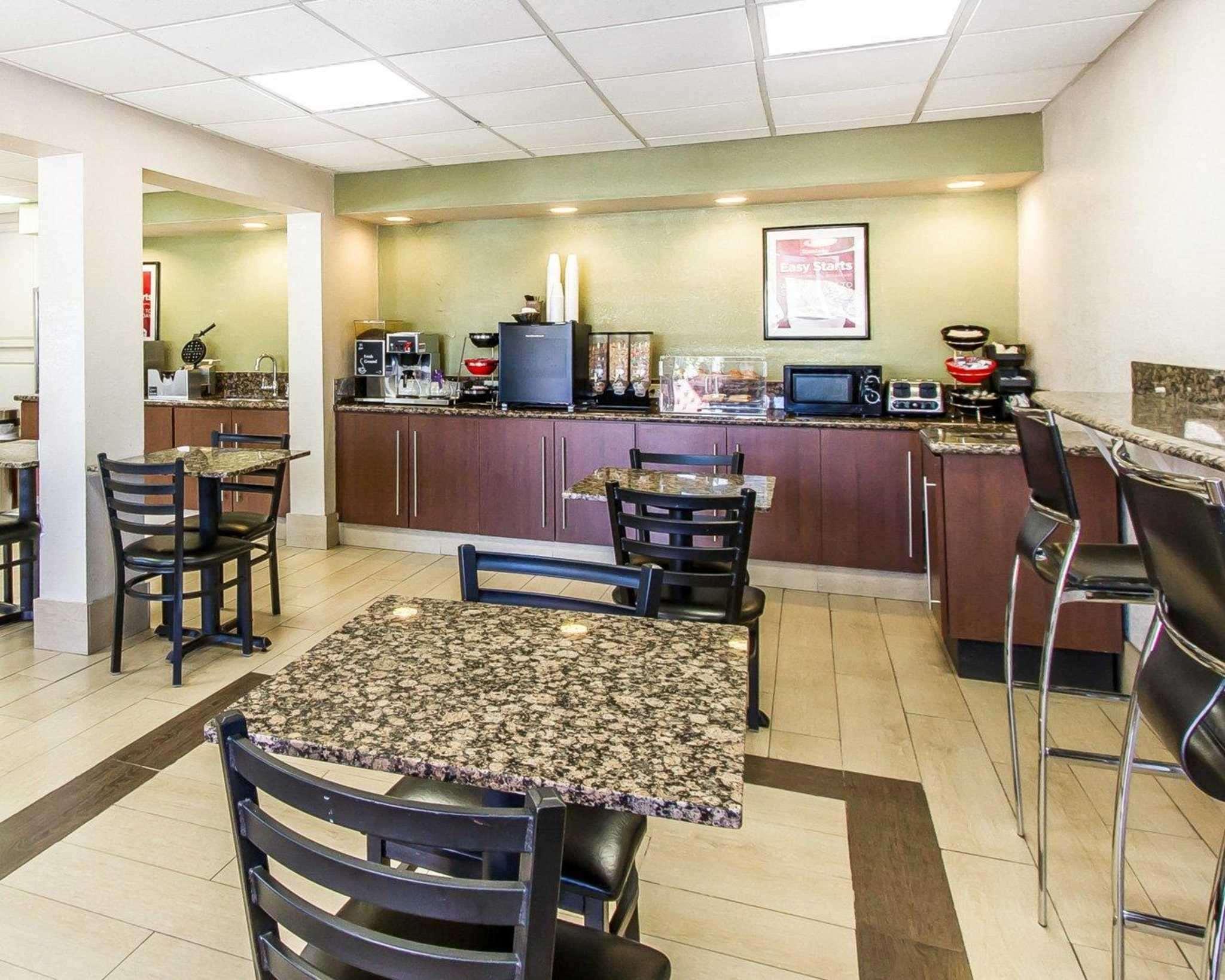 Econo Lodge Inn & Suites Near Bricktown Oklahoma City Ngoại thất bức ảnh
