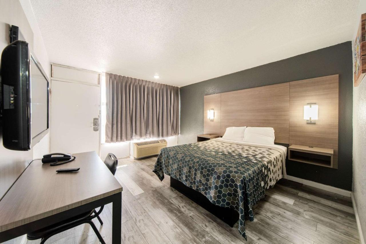 Econo Lodge Inn & Suites Near Bricktown Oklahoma City Ngoại thất bức ảnh